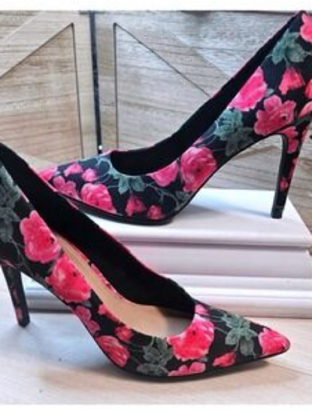 πΊπ Black Floral Stilettos π